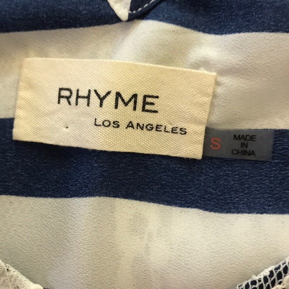 Sleeveless top blue/ white lace overlay - Picture 3 of 8